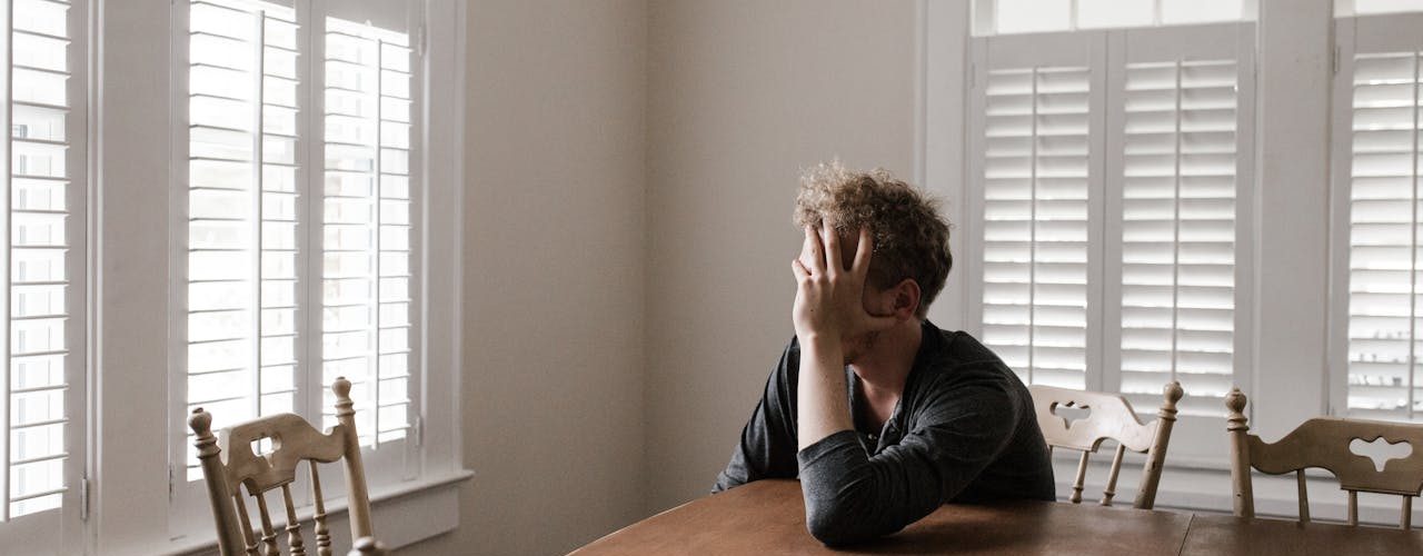 De emotionele tol van shockschade begrijpen
